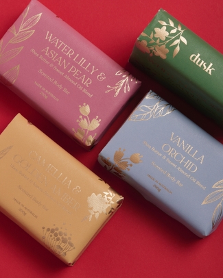 WaterLily & Asian Pear Soap 200g Lush Botanical