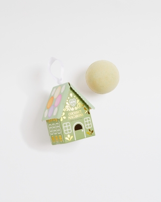 Coconut Macarons Bath Bomb 160g Cookie House
